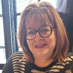 Francine Girard (Agent externe) Voyages des Laurentides