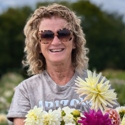 Dorene Eggnik Marlin Travel Fonthill