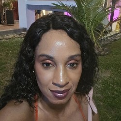 Maimouna Deme Voyage Club Évasion