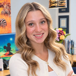 Alexia Lowe Club Voyages Repentigny