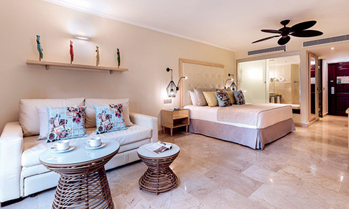 Grand Palladium Palace Resort